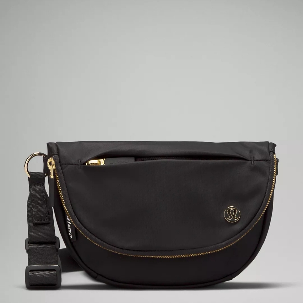 Lululemon micro all night festival bag